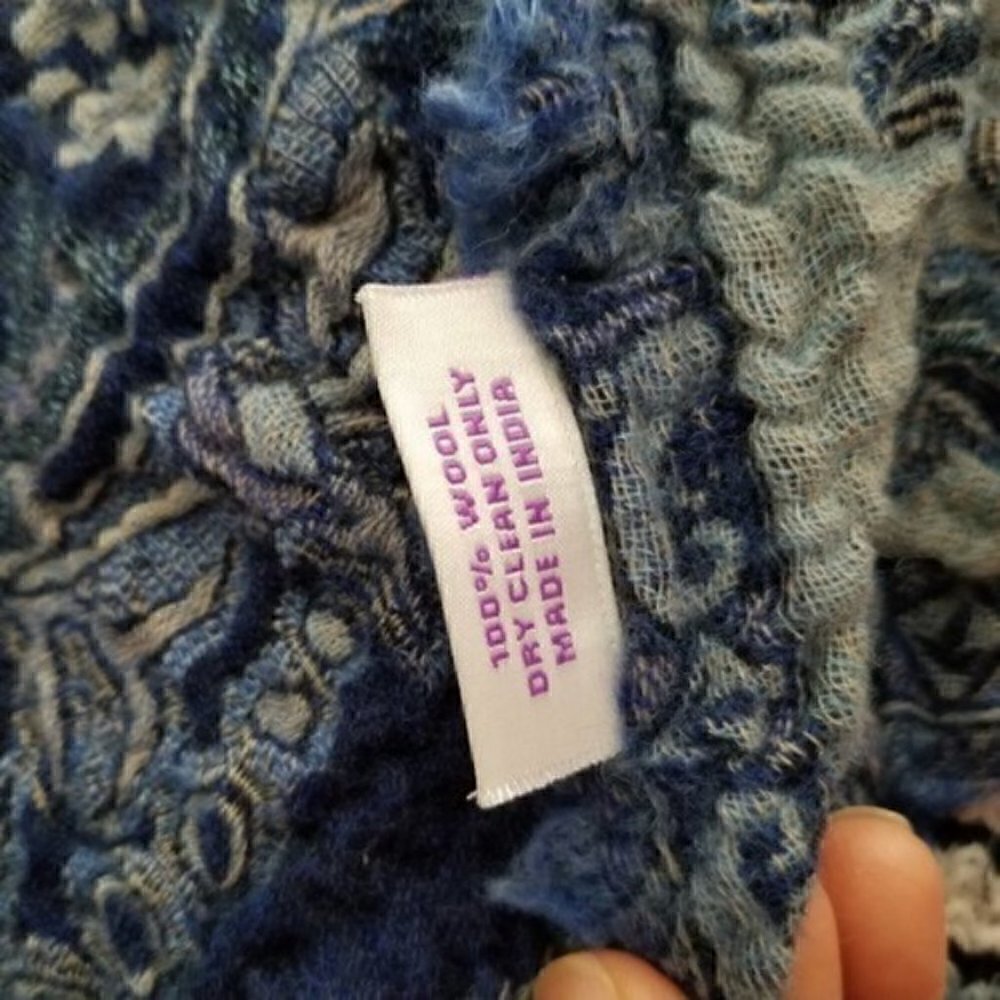 Sevya Blue Paisley Ruffled 100% Wool Handmade - Picture 4 of 4
